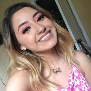 Meet your Posher, Katya